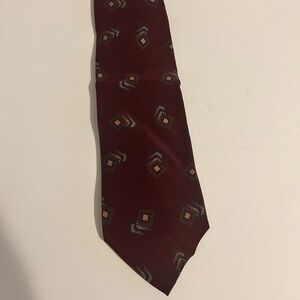 David Lawrence Burgundy 100% Silk Geometric Tie Standard‎ Size